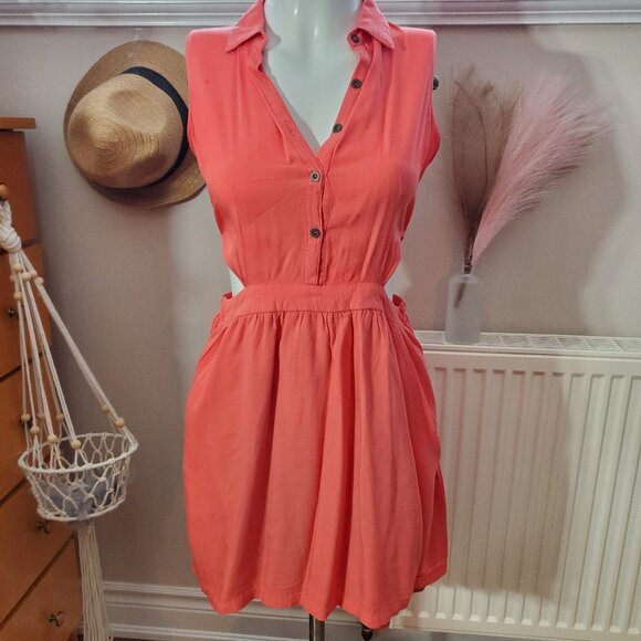 TCEC Los Angeles• Coral Cut-Out Retro Style Dress - Picture 1 of 16